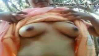 Thiruppur village pen boobs pussy kaatum nude clips