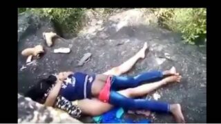 Auntyai ilam aan matter podum outdoor sex capture