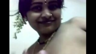 Thiruppur young aunty mulai pisainthu ookum aabasa padam