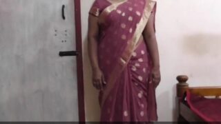 Aunty saree kayati pool oombi ookum sexy ool video