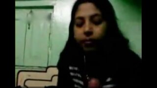 Salem village desi wife pool oombi vinthu edukum sexy clip