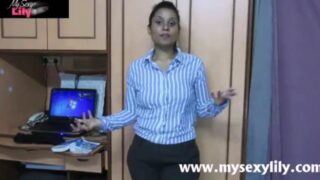 Pornstar lily mulai soothu kaati dildo oombum aabasa padam