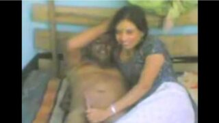 Aunty pakathu veetu paiyan sunni sappi ool seiyum kaatchi