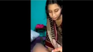 Ilam anni kozhunthan sunniyai oombi vinthu kudikum kaatchi