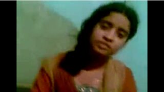 Manaivi thangai kaal pidithu vitu kiss seithu pool oombivital
