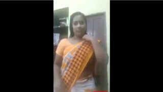 Pollachi aunty nude mulai kaatum tamil aunty porn videos