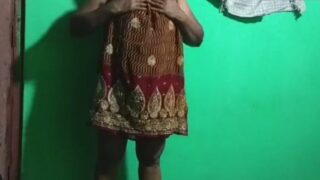 Village 50 vayathu tamil aunty viral podum sex video