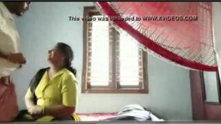39 age tamil aunty ilam aanai sex seiyum romance sex video