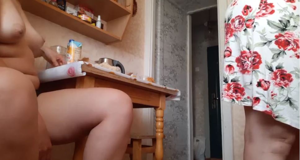 Tamil Lesbian Sex Seiya Amma Pundaiyai Nakkum Magal