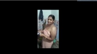 Chennai callgirl pengal pool oombi ookum sex videos