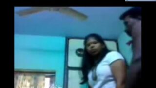 Pollachi penai nindra nilaiyil ookum tamil romantic sex video