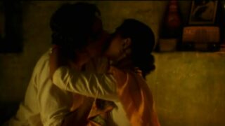 Tamil blue films veru oruvanin manaiviyai kiss seithu sex seigiraan