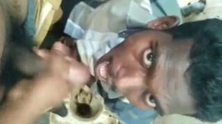 பொள்ளாச்சி கிராமத்து கே கவே வாய்வழிப் புணர்ச்சியை அண்ட்…