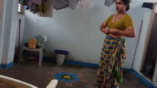 கிராமத்து ௪௦ அகவை ஆண்ட்டி நுதலி வெற ஜாக்கெட் அண்ட் சாறி