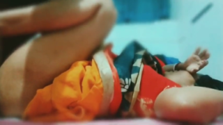 கிராமத்து ஸ்கூல் டீச்சர் ஆண்ட்டி சாறி புணர்ச்சி இந்த வீடு