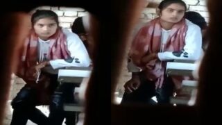 ஹிட்டிடேன் கேமரா சாப்டுறேஸ் டுட்டோர்-ஸ்டுடென்ட் குய்க்கியே