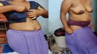 கணவர் டேக்கிங் நிறுவன ஒப்பி செக்ஸ்ய் மனைவி