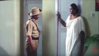 நடிகை ஷகீலா வெளி புணர்ச்சி மொவயே சீன்