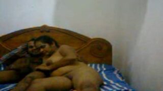 நெயிபோர்ஹூட் ஆண்ட்டி பிளாக் ஹோல் புண்டை