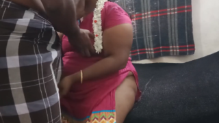 அங்கிள் சுக்ஸ் அண்ட் மேட்டர் எ பாட் மல்லு ஆண்ட்டி